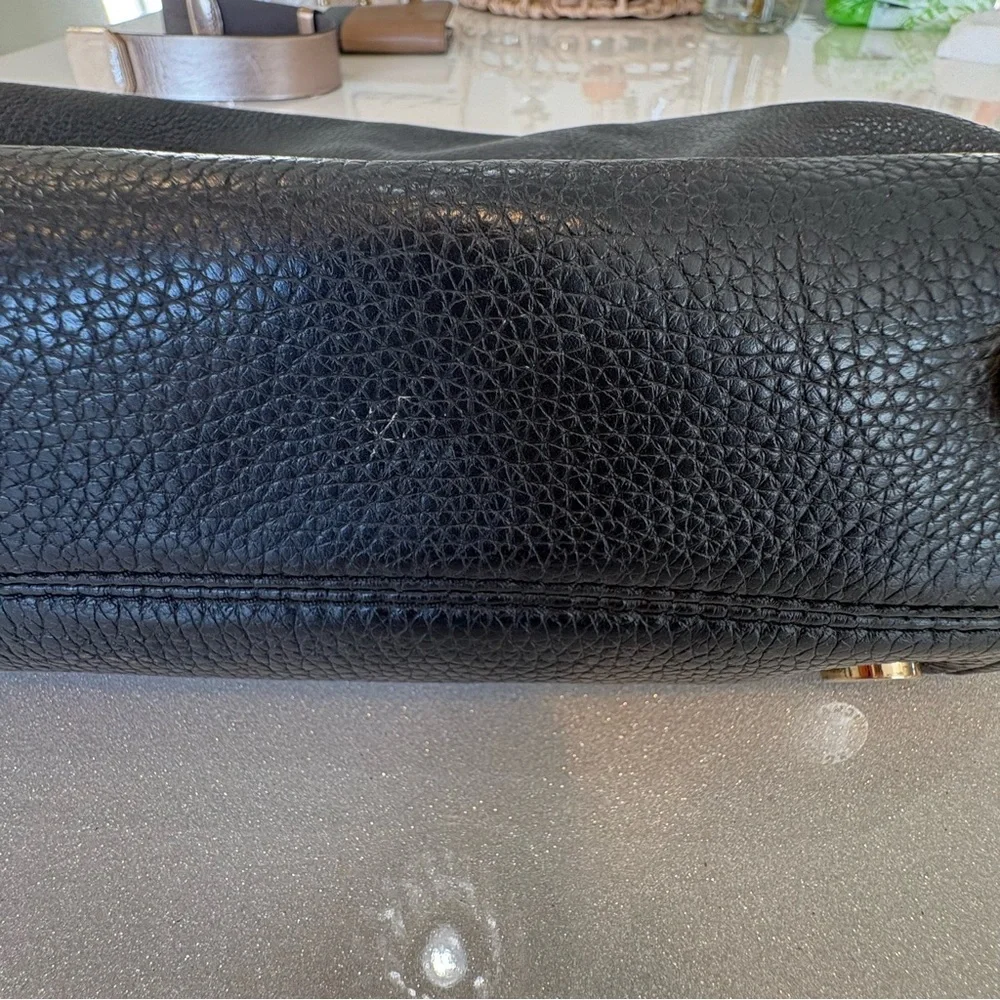 Michael Kors Jet Set Pebbled Leather Shoulder Bag